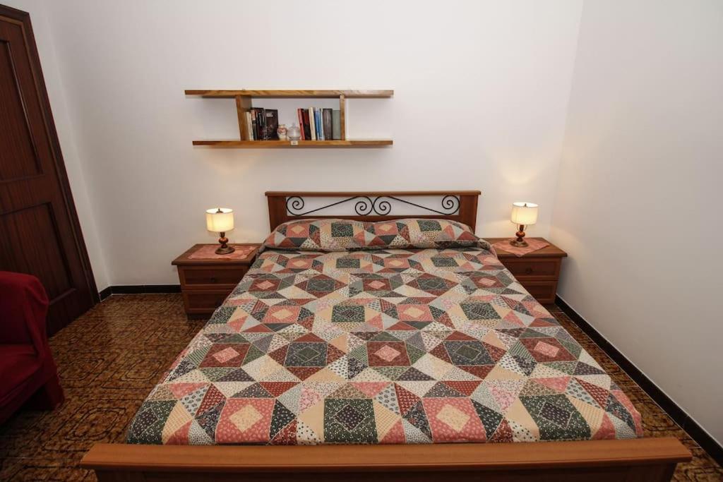 La Casa Di Carlo Apartman SantʼAntìoco Kültér fotó